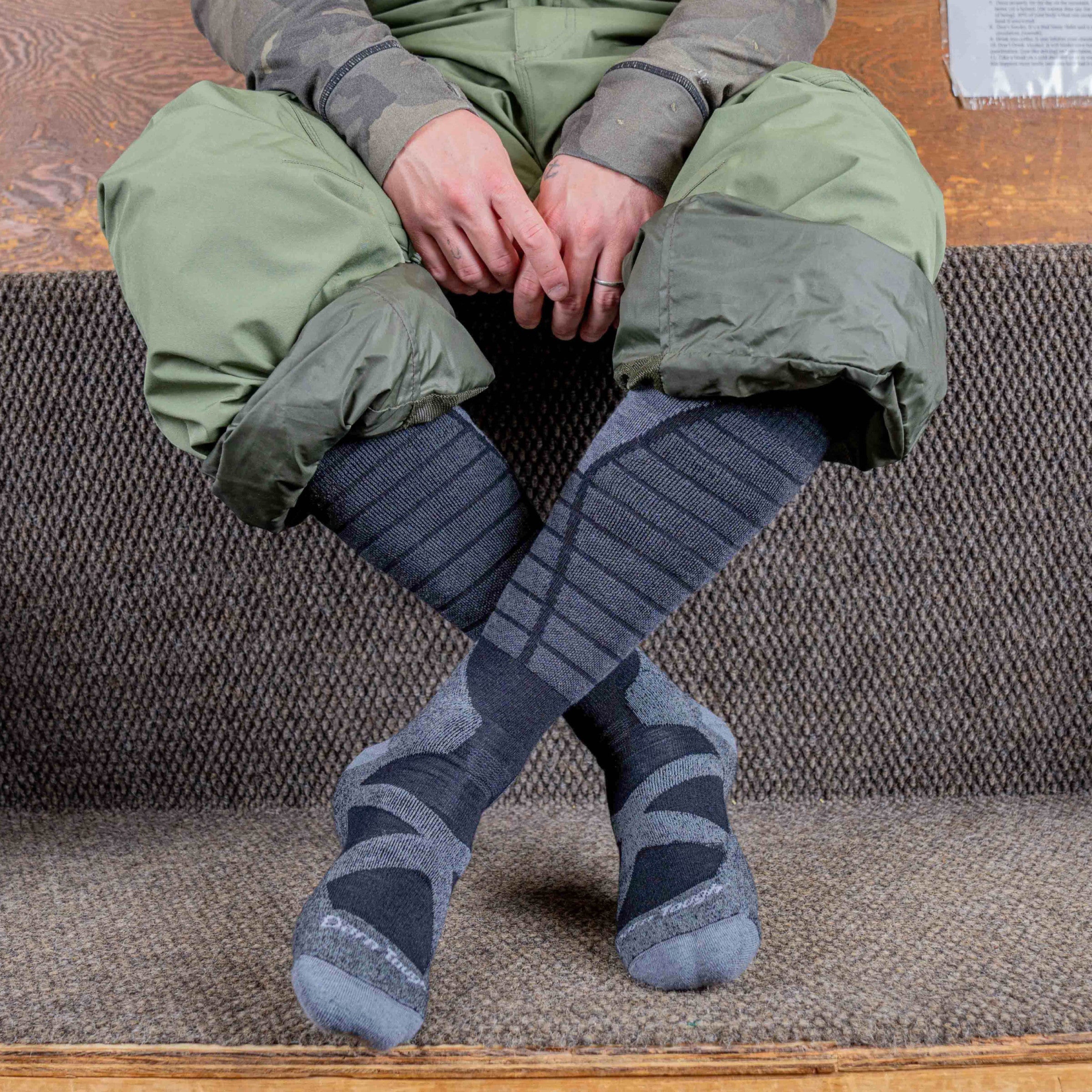 Men's Edge Over-the-Calf  Midweight Ski & Snowboard Sock-Last Chance