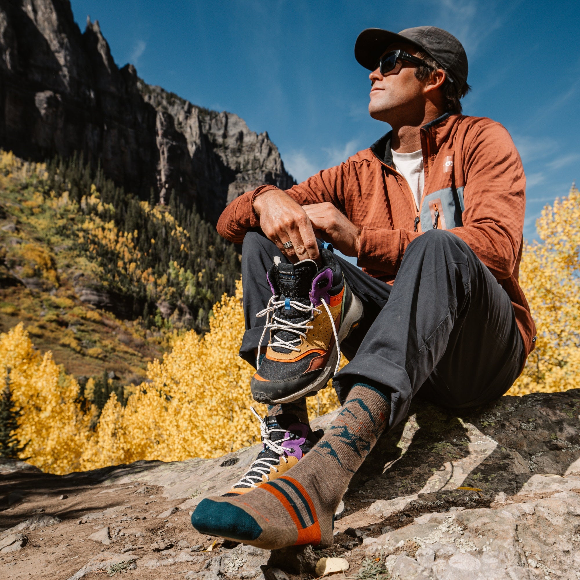 Men's Hike Hike Hut Micro Crew Midweight Hiking Socks