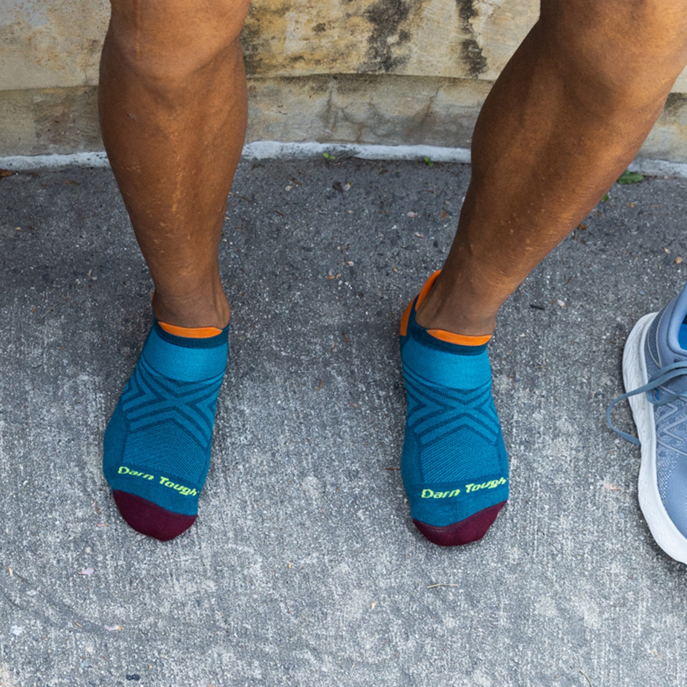 Men's Run No Show Tab Cushioned Ultra-Lightweight Running Socks
